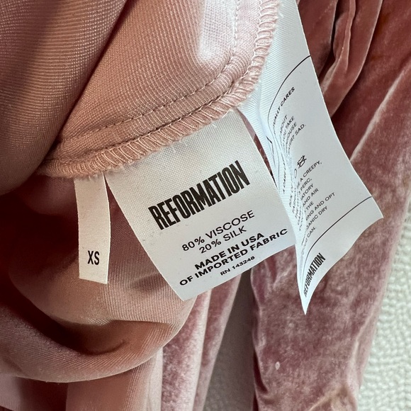REFORMATION PINK BLUSH XS VELVET DRESS - Picture 2 of 4